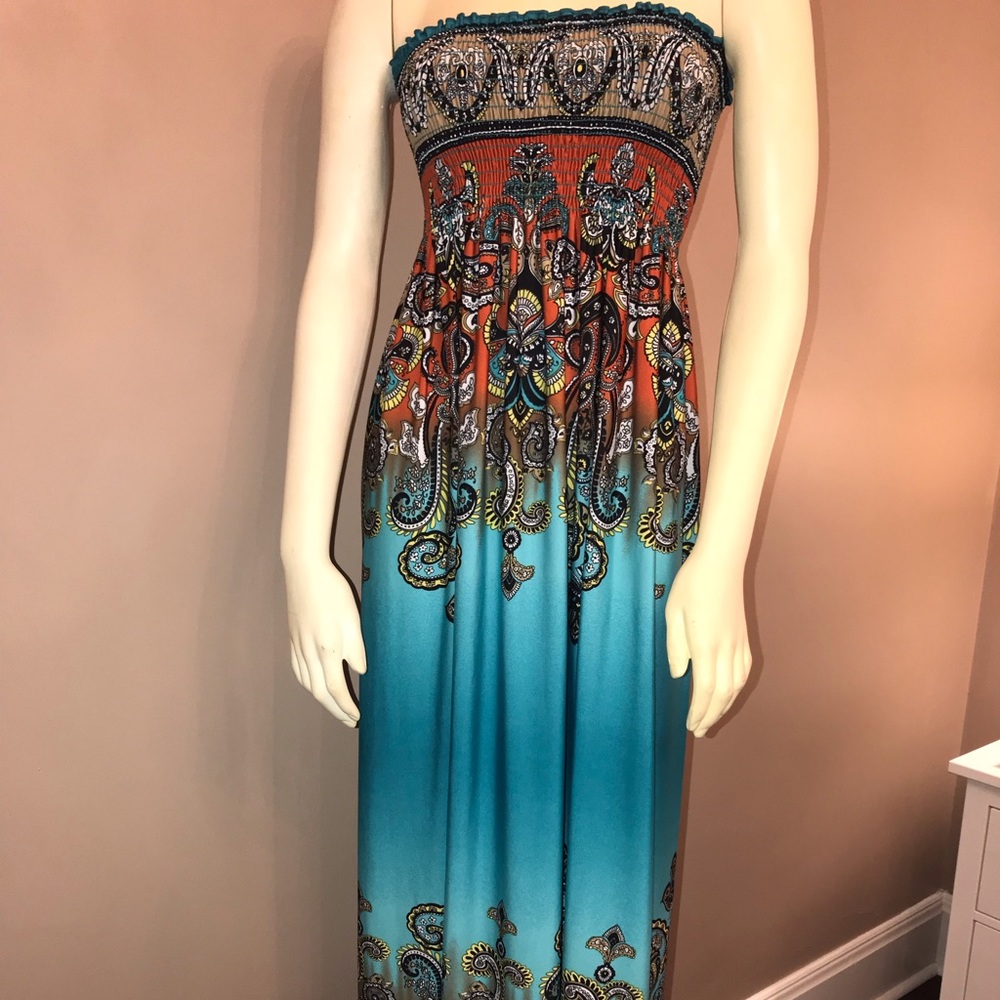 Strapless slip on maxi dress